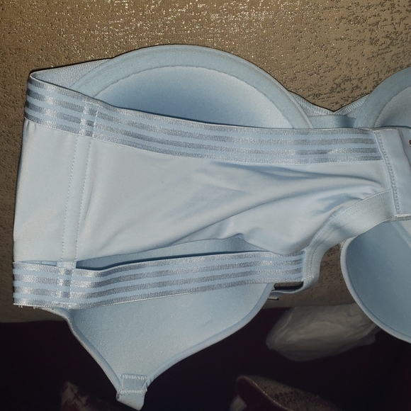 Bra - Picture 3 of 4